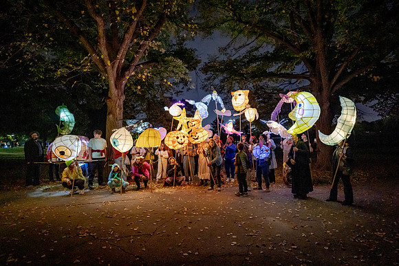 2022-LanternParade-53
