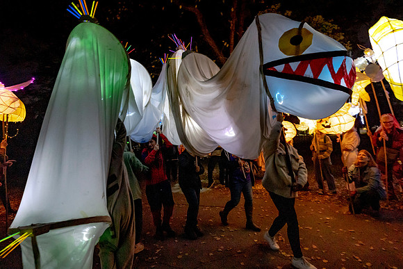 2022-LanternParade-49