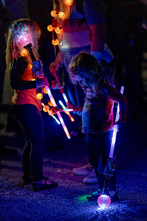 2022-LanternParade-12