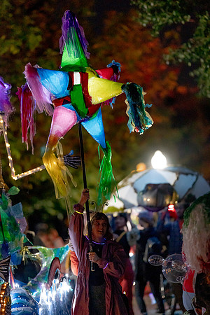 2022-LanternParade-22