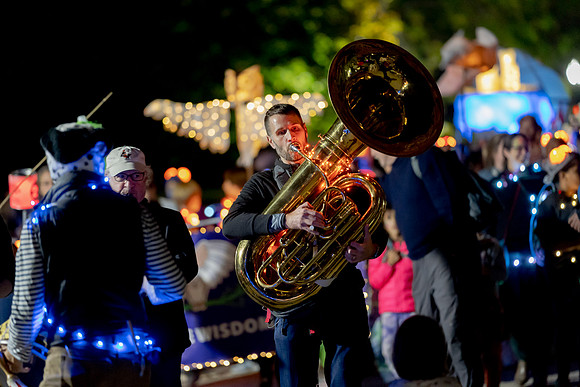 2022-LanternParade-30