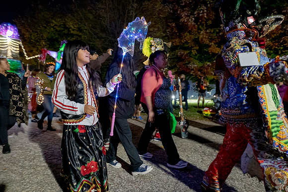 2022-LanternParade-19