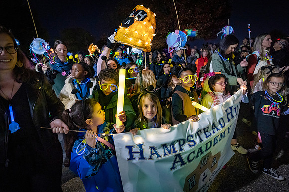 2024-LanternParade-071