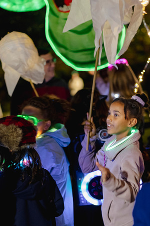 2024-LanternParade-045